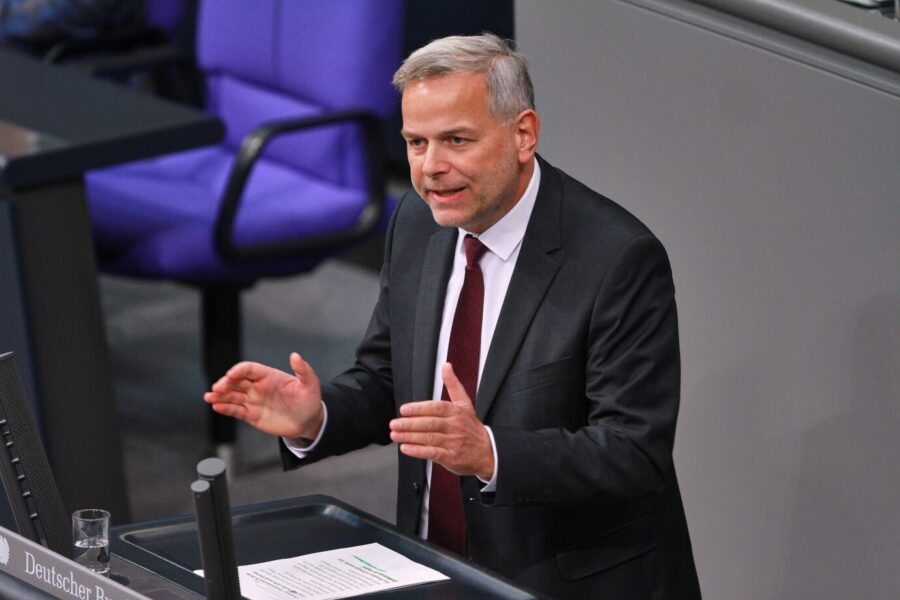 Deutscher Bundestag, 188. Bundestagssitzung: Leif-Erik Holm, AfD Früher beim NDR, heute für die AfD im Bundestag: Leif-Erik Holm fordet die vollständige Abschaffung des GEZ-Beitrags. Foto: picture alliance / dts-Agentur | -